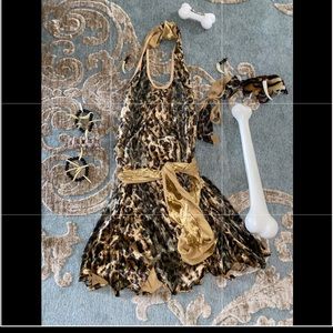 Sexy Cavewoman Costume, Size S/M. Beautiful fit.